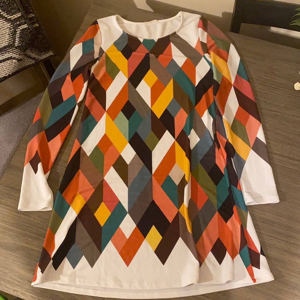 Dress - Picture 3 of 8